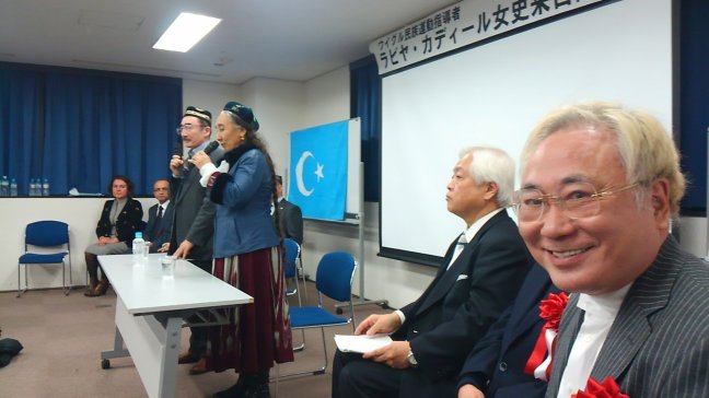 DVmjM_jVQAAAKSt.jpg large