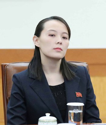 DVrBWOjU8AEEqkS.jpg large